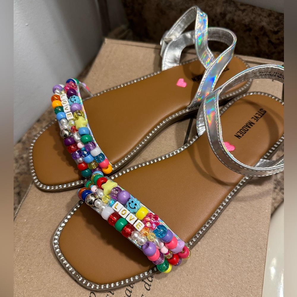 Colorful Beaded Sandals - Picture 3 of 4